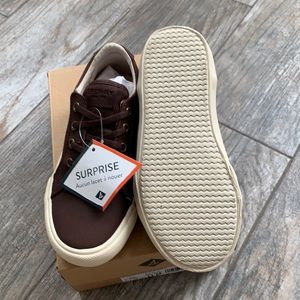 Sperry boys dress up sneakers 11T